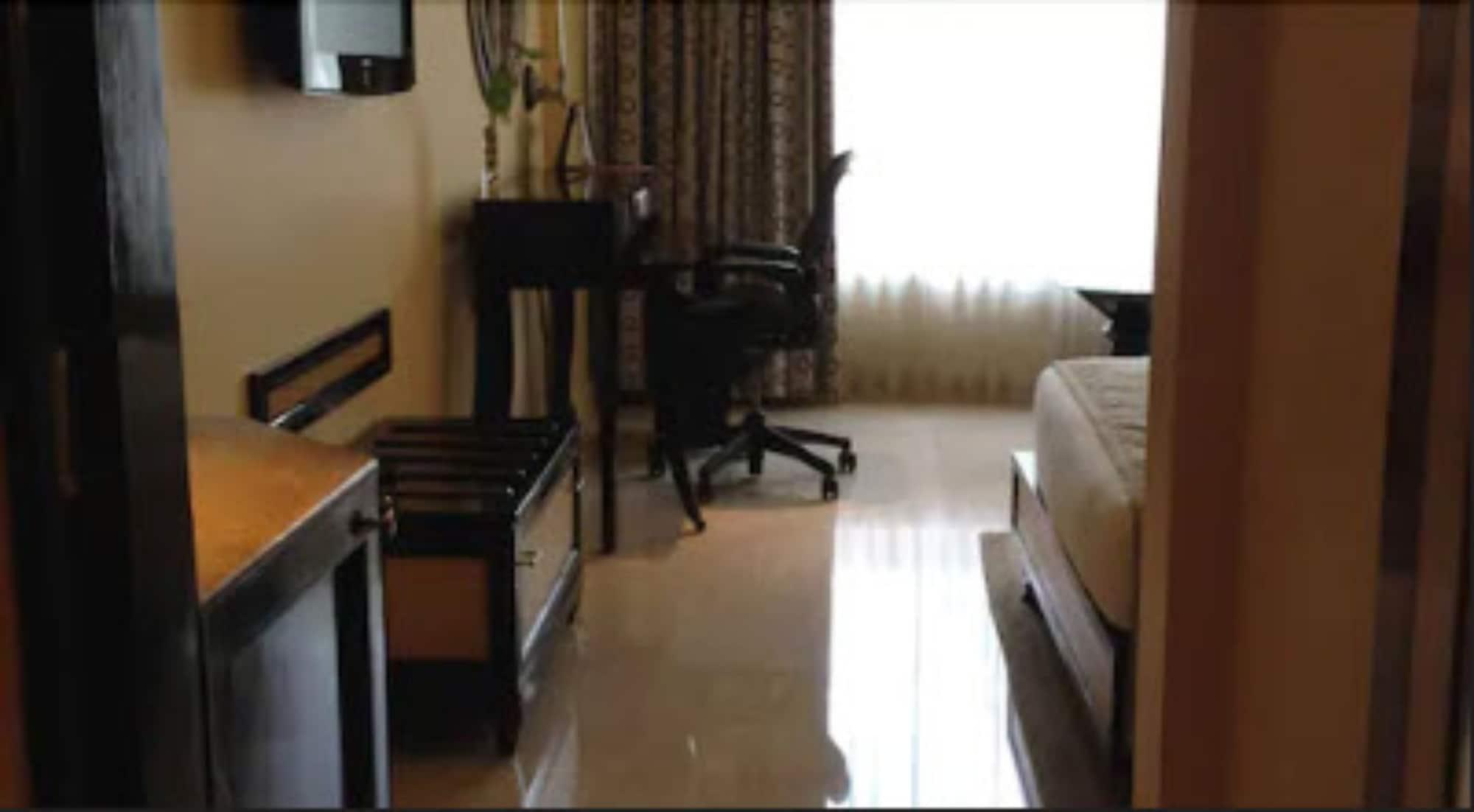 Blue Diamond Pune Ihcl Seleqtions Екстер'єр фото