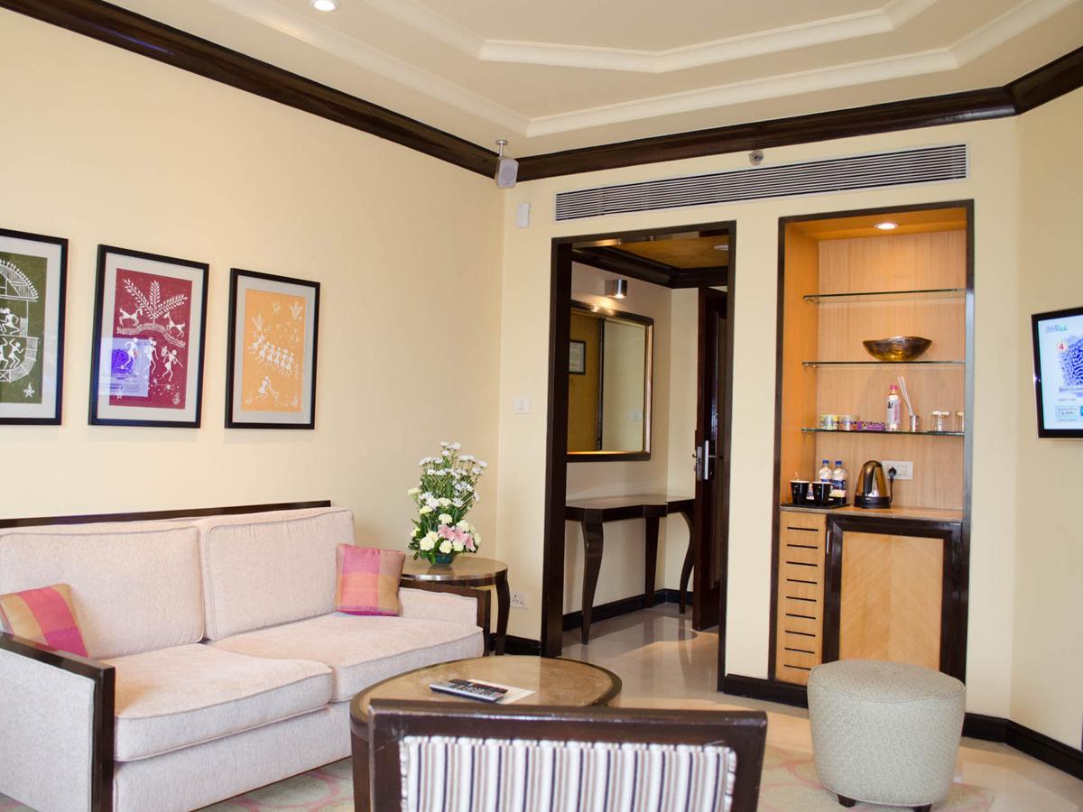 Blue Diamond Pune Ihcl Seleqtions Екстер'єр фото