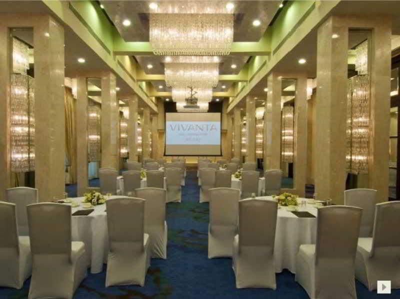 Blue Diamond Pune Ihcl Seleqtions Екстер'єр фото